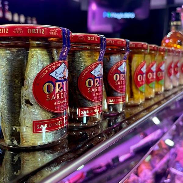 Délicieuses sardines en bocaux disponibles dans notre boucherie à Marseille 13008